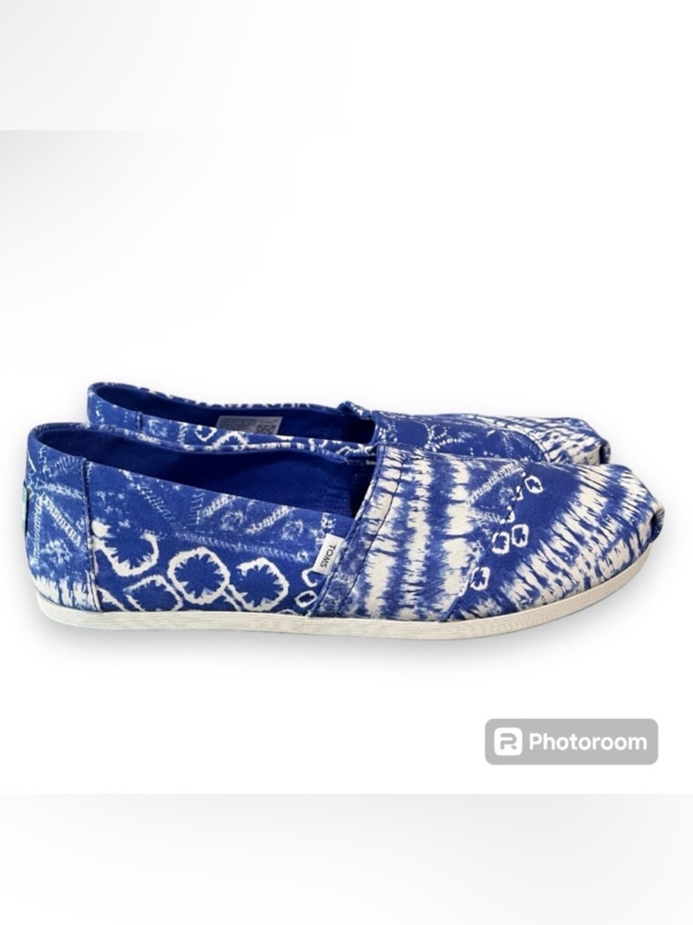 🎉❗️SALE❗️🎉 Toms Shoes Alpargata Ultramarine Patchwork Batik Flat Slip on Shoes